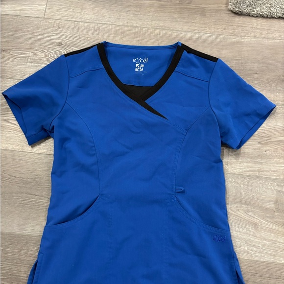 Royal Blue Scrub Set - Picture 3 of 4